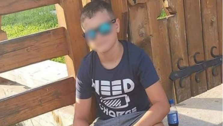 FOTO. Un copil a murit înecat în piscină, sub privirile prietenilor săi. Tragedie în județul vecin.