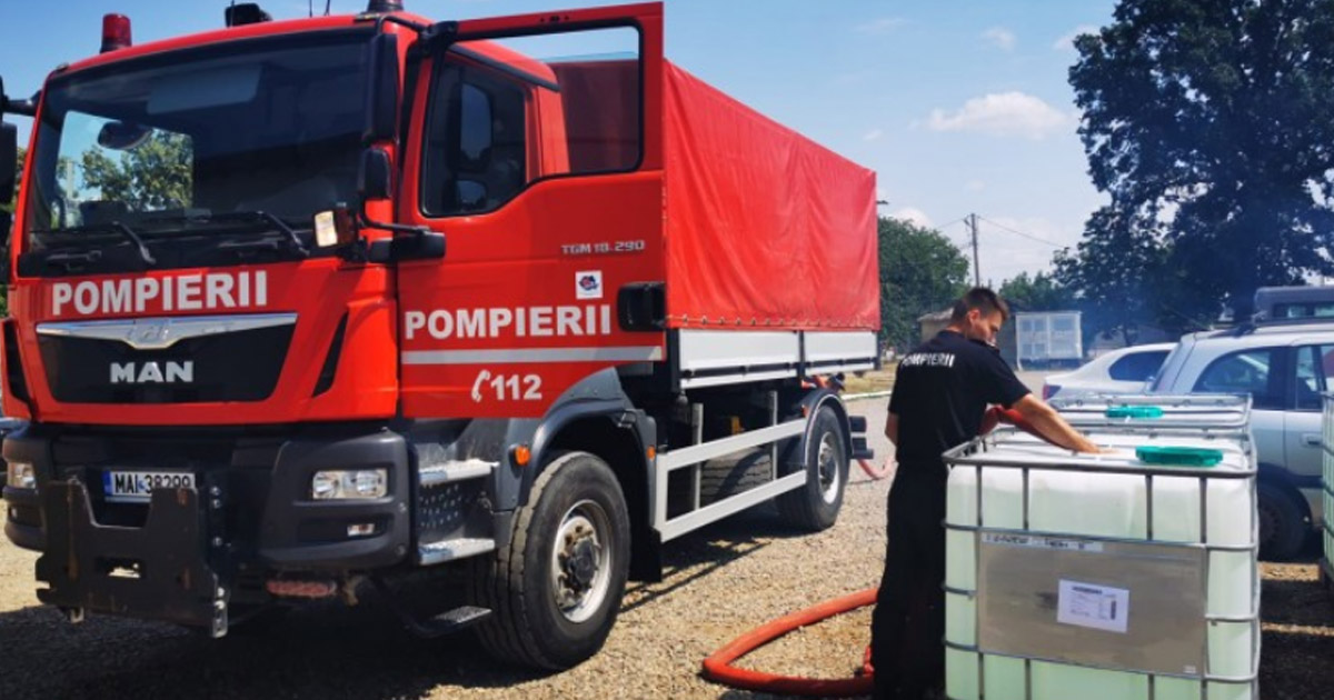 Secetă extremă în județ. Pompierii vor duce apă în localitățile afectate