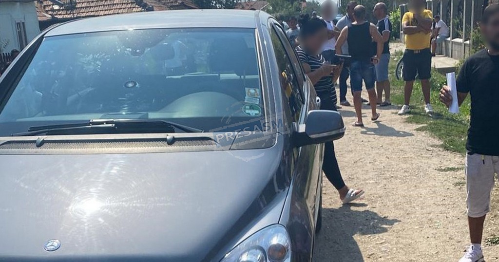 FOTO. Copilaș (1 an) călcat de o mașină în județul Satu Mare. Este în stare critică