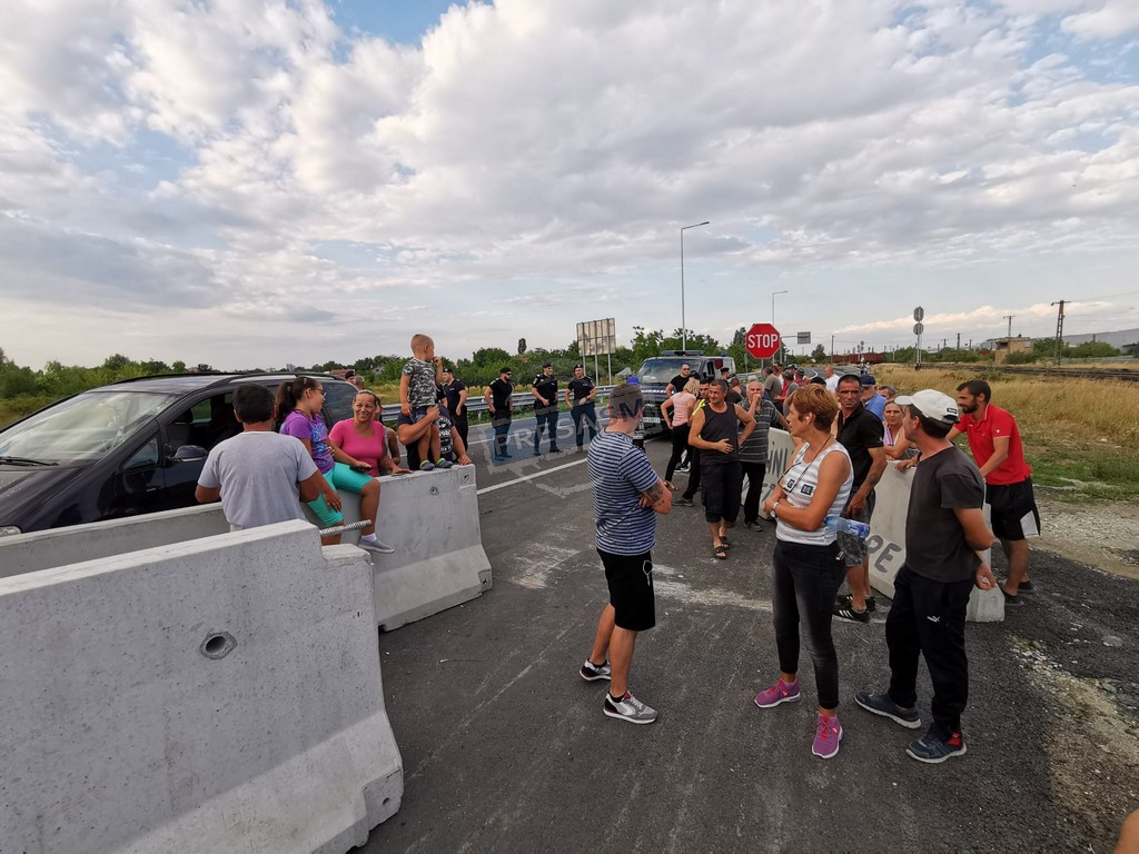 FOTO/VIDEO. Metode securiste de intimidare a zeci de sătmăreni. Și umiliți, și amenințați