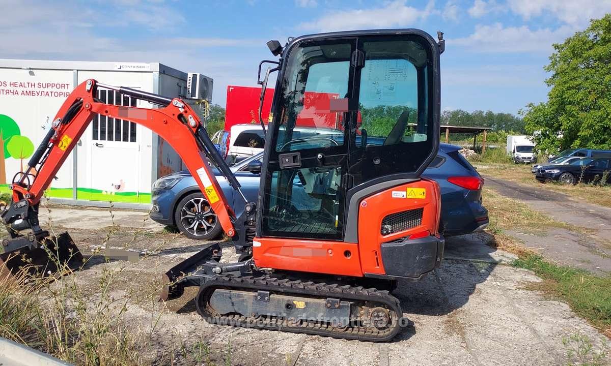 Țeapă de zile mari. Excavator de 17.000 de euro, ”cumpărat” de un escroc de pe OLX