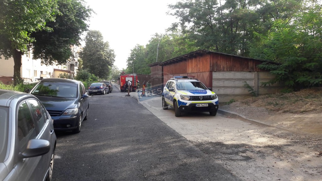 FOTO. Un nou incendiu în cartierul de lângă ștrand! Suspiciuni că ar fi fost pus intenționat