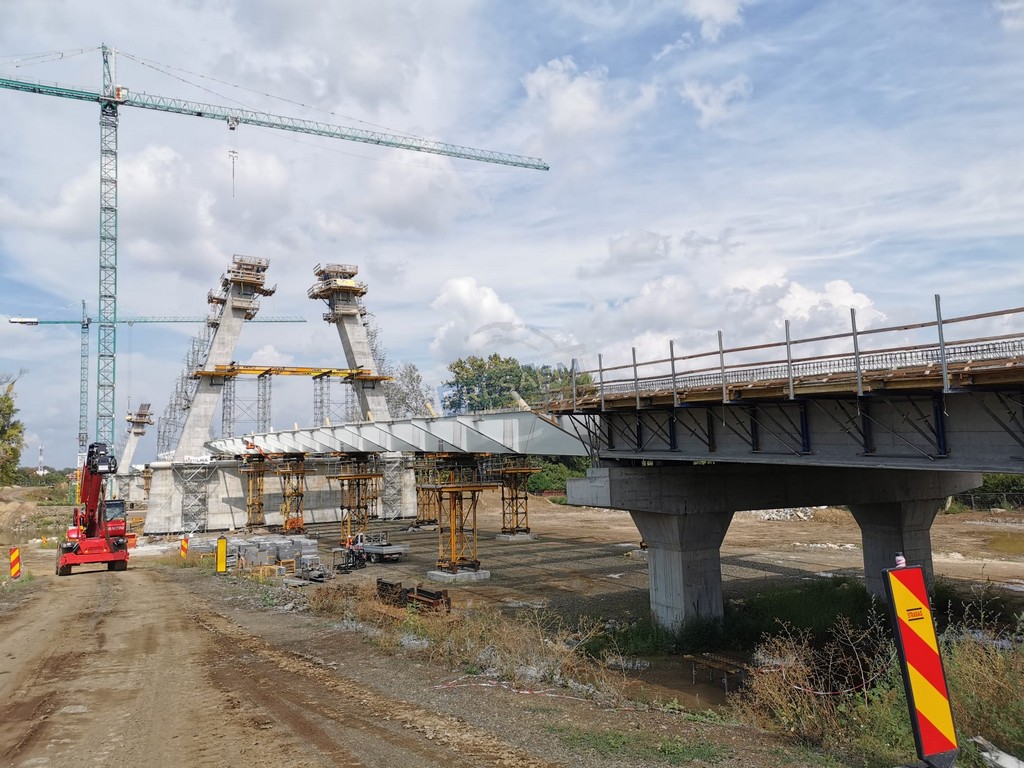 Strabag se laudă cu podul de la Satu Mare: "Construcție unică în nord-vestul României"