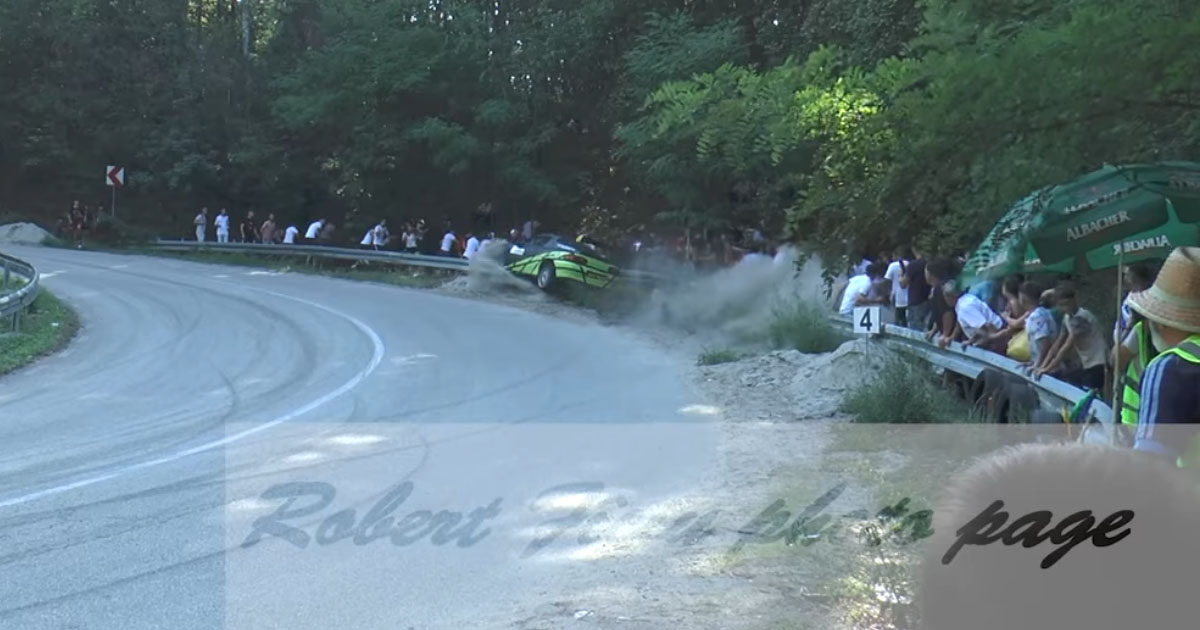 VIDEO. Imagini cu impact emoțional de la un raliu din țară. Șoferul intră cu mașina în parapet, unde sunt spectatorii