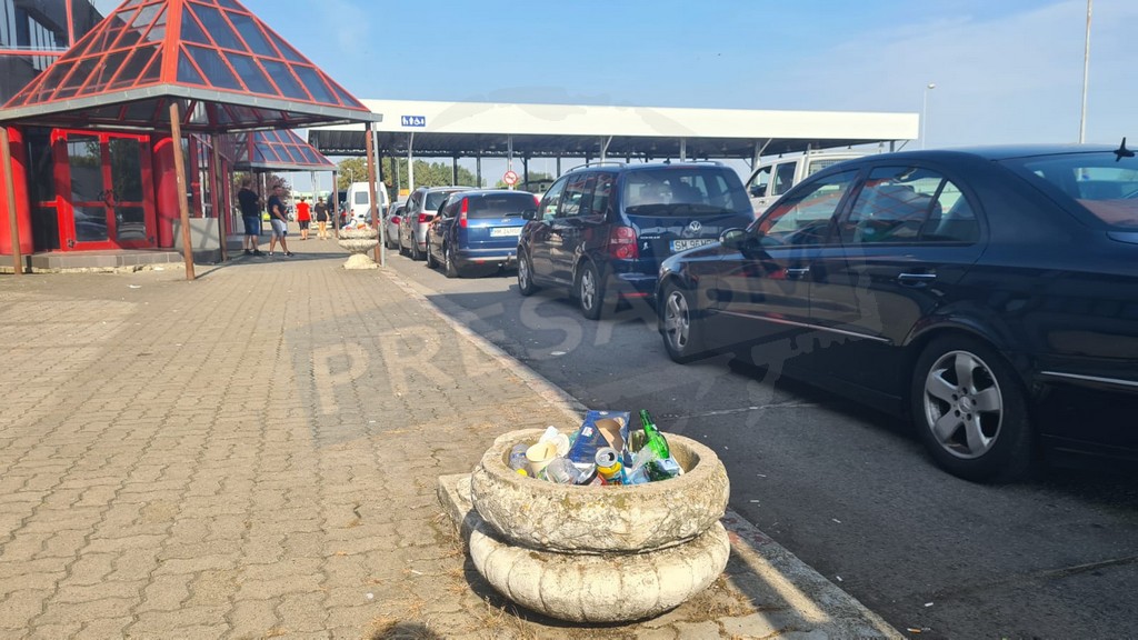 Un român s-a întors în țară, prin Vama Petea. Dar a ajuns direct în arestul Poliției