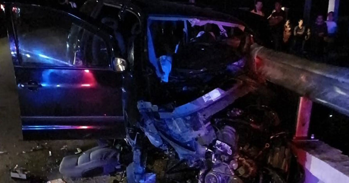 FOTO. Doi tineri au murit într-un accident în județul vecin. Două fete (14 ani), la spital