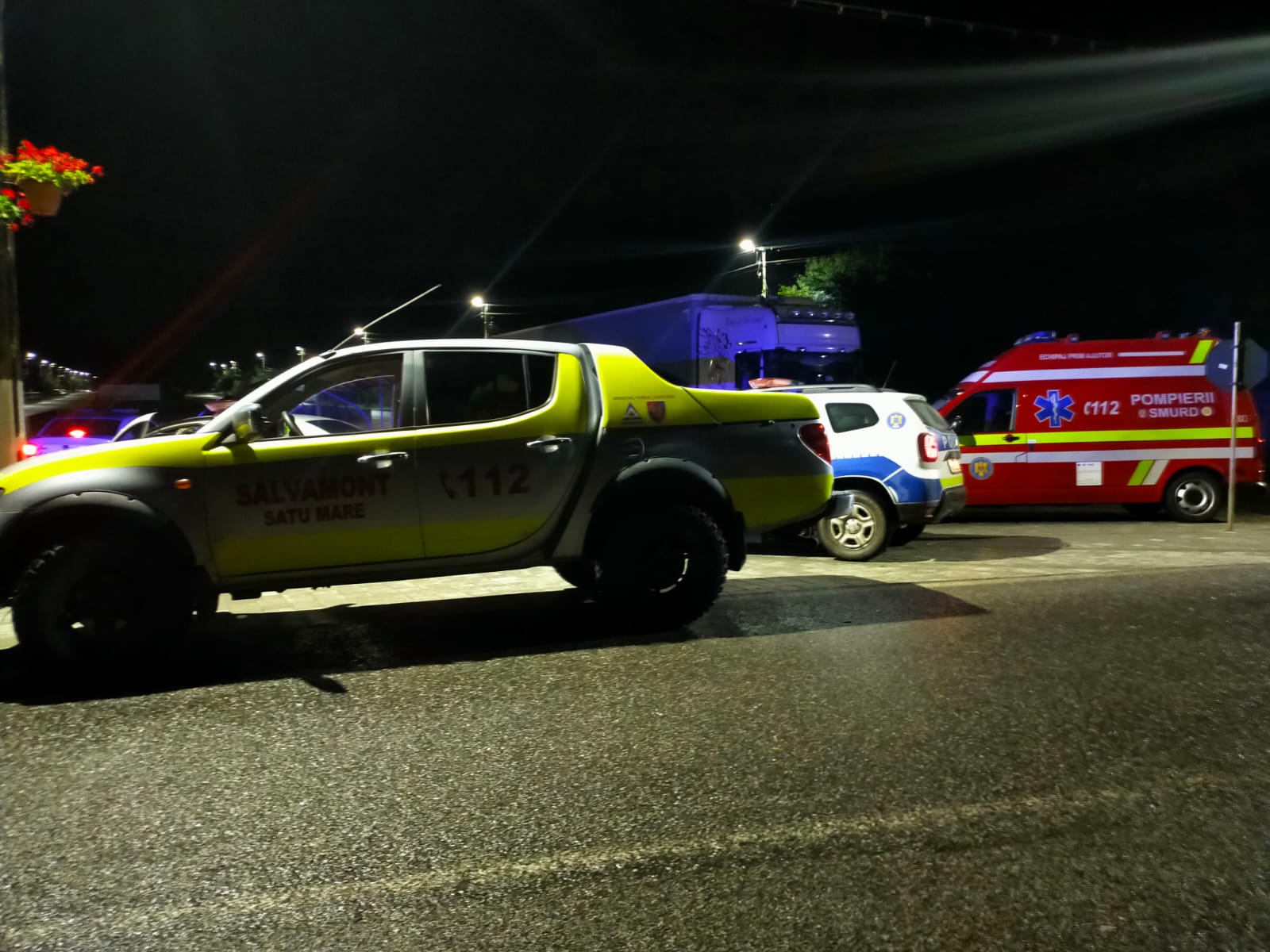 Șase copii din județul vecin, rătăciți noaptea în pădure. I-au auzit pe salvatori, dar le-a fost frică să le răspundă