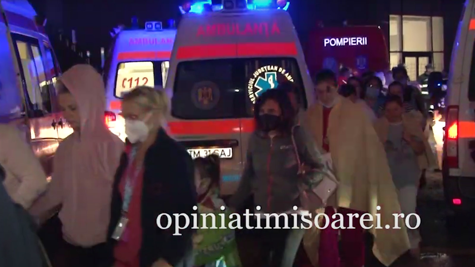 VIDEO. Plan roșu activat. Zeci de părinți și copii, evacuați dintr-un spital din România