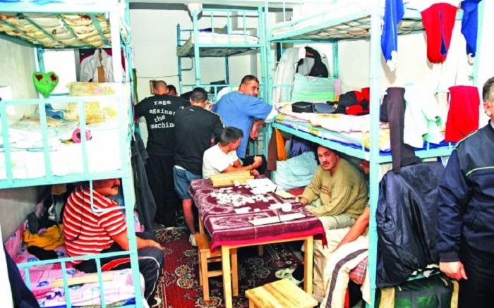 ”Cartofi nefierți” și ”supă de roșii apoasă”. Deținuții dau în judecată Penitenciarul Satu Mare