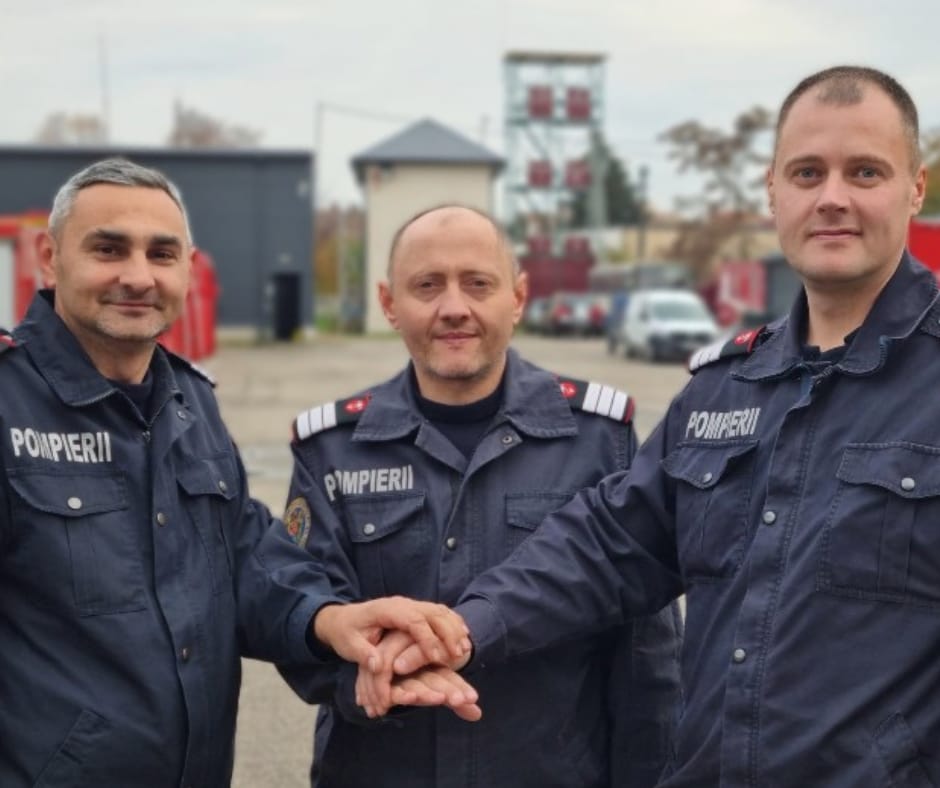 FOTO/VIDEO. Ei sunt pompierii care au salvat eleva (16 ani) rănită grav în Satu Mare