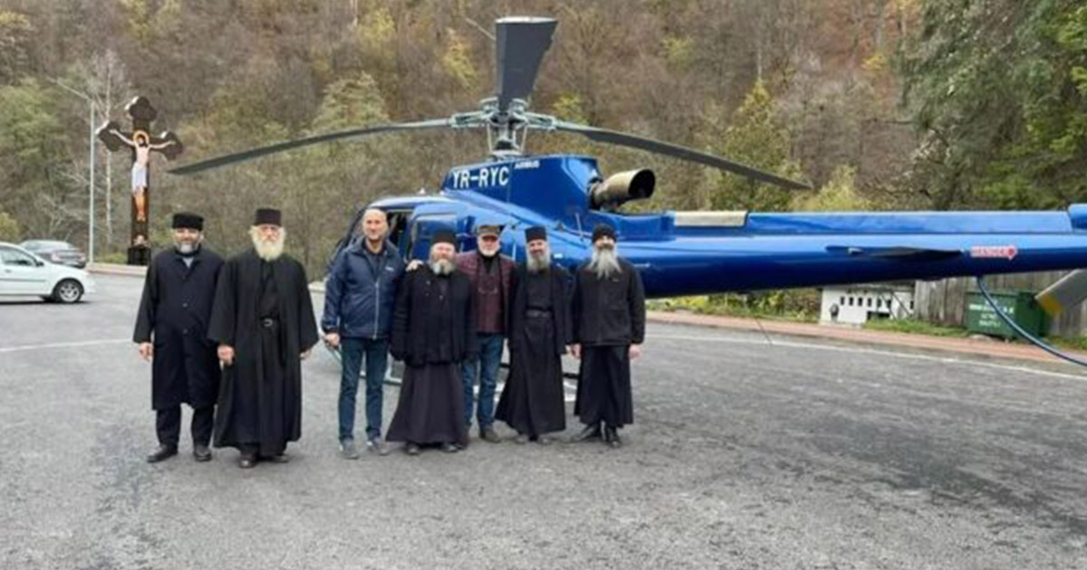 FOTO. Amendă în cazul directorului care s-a dus cu elicopterul la mănăstire