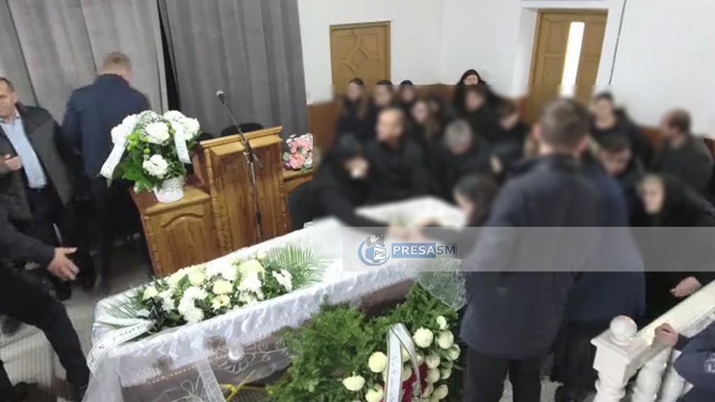 FOTO/VIDEO. Daniel (28 ani), condus pe ultimul drum. Trei fetițe, orfane după accidentul mortal