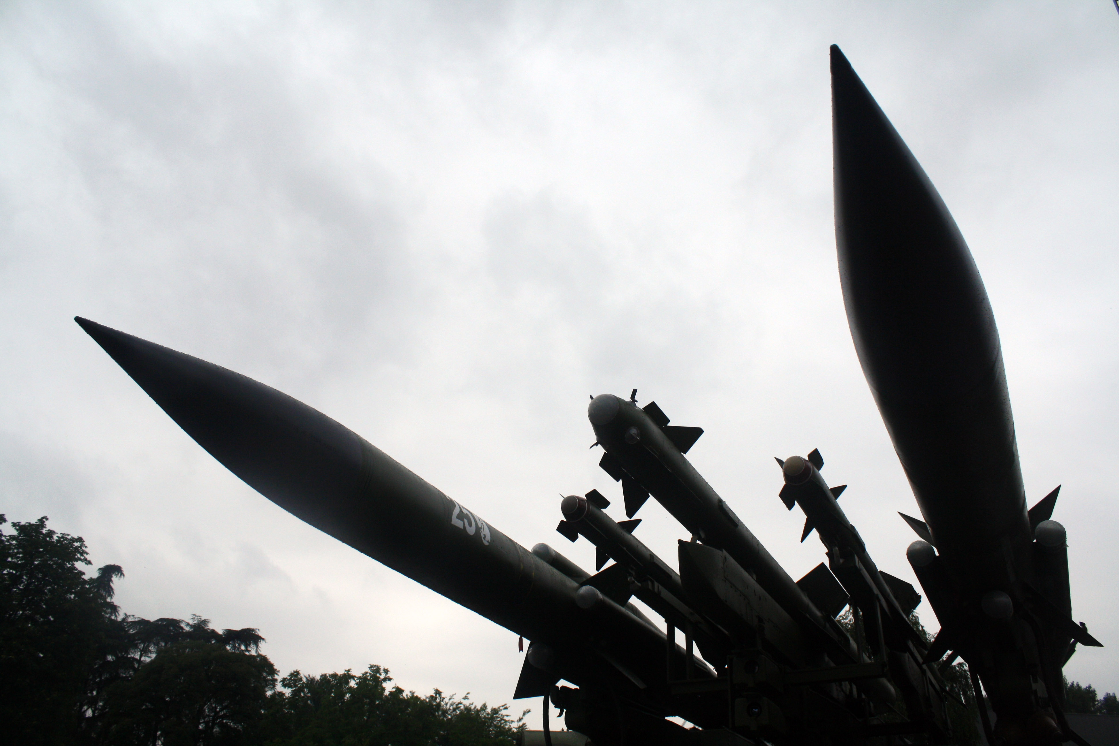 Două rachete au căzut într-o fermă din Polonia, pe teritoriul NATO. 2 morți, Guvernul a convocat Consiliul de securitate