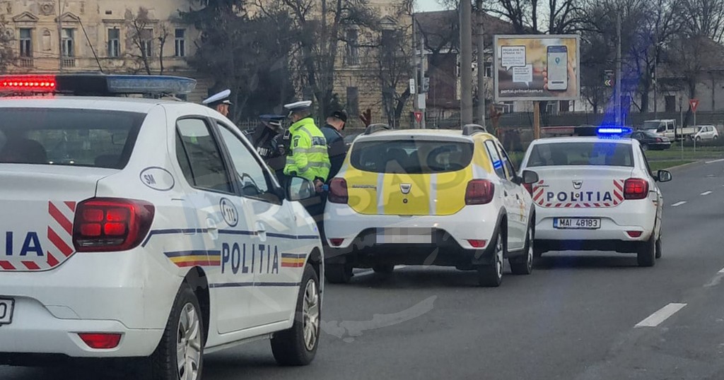 FOTO/VIDEO. Urmărire în Satu Mare! Taximetrist recalcitrant oprit de Poliție pe Podul Decebal