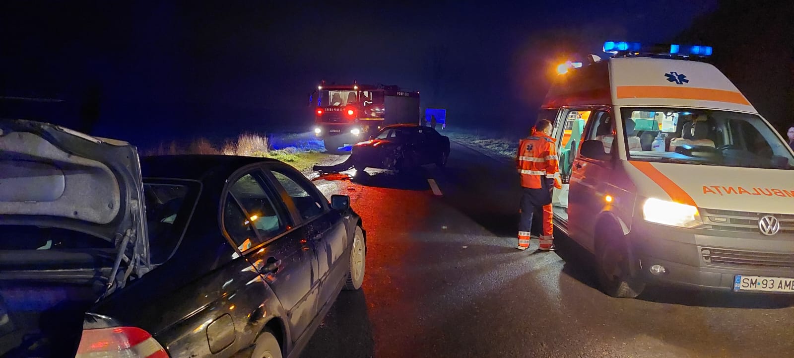 FOTOGALERIE. Accident grav în județul Satu Mare. Patru victime la Urgență