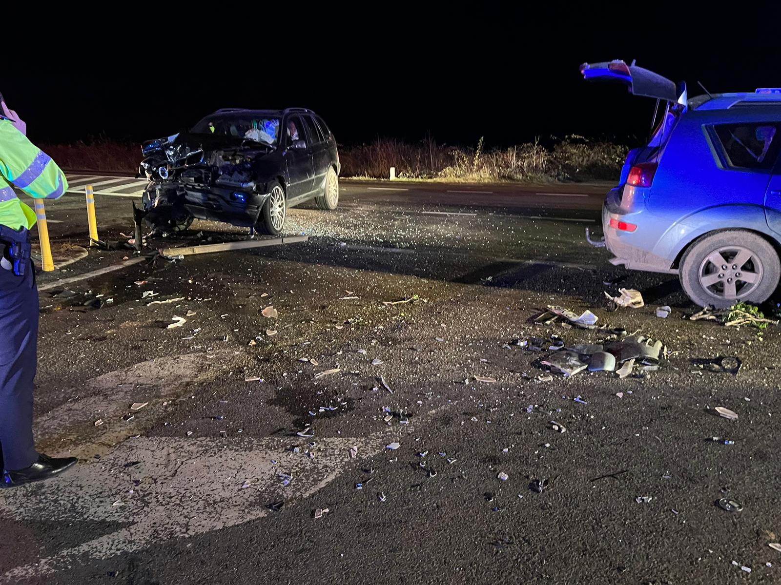 FOTO. Accident în județul Satu Mare, cu 5 victime (3 copii)!  Impact între două mașini