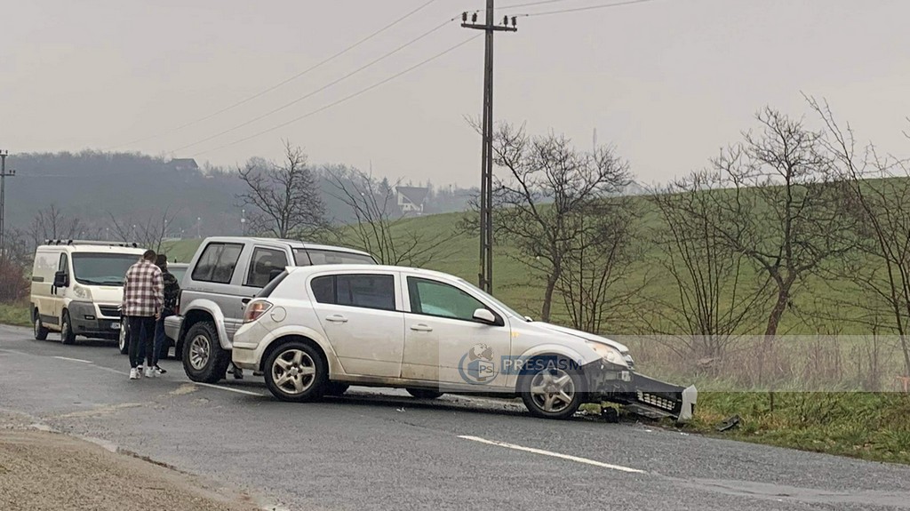 FOTO. Accidentele se produc și pe drumurile neaglomerate din județul Satu Mare