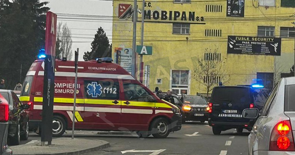 Bătaie între ”fostul” și ”actualul” în parcarea mall-ului din Satu Mare, în fața unui copil 