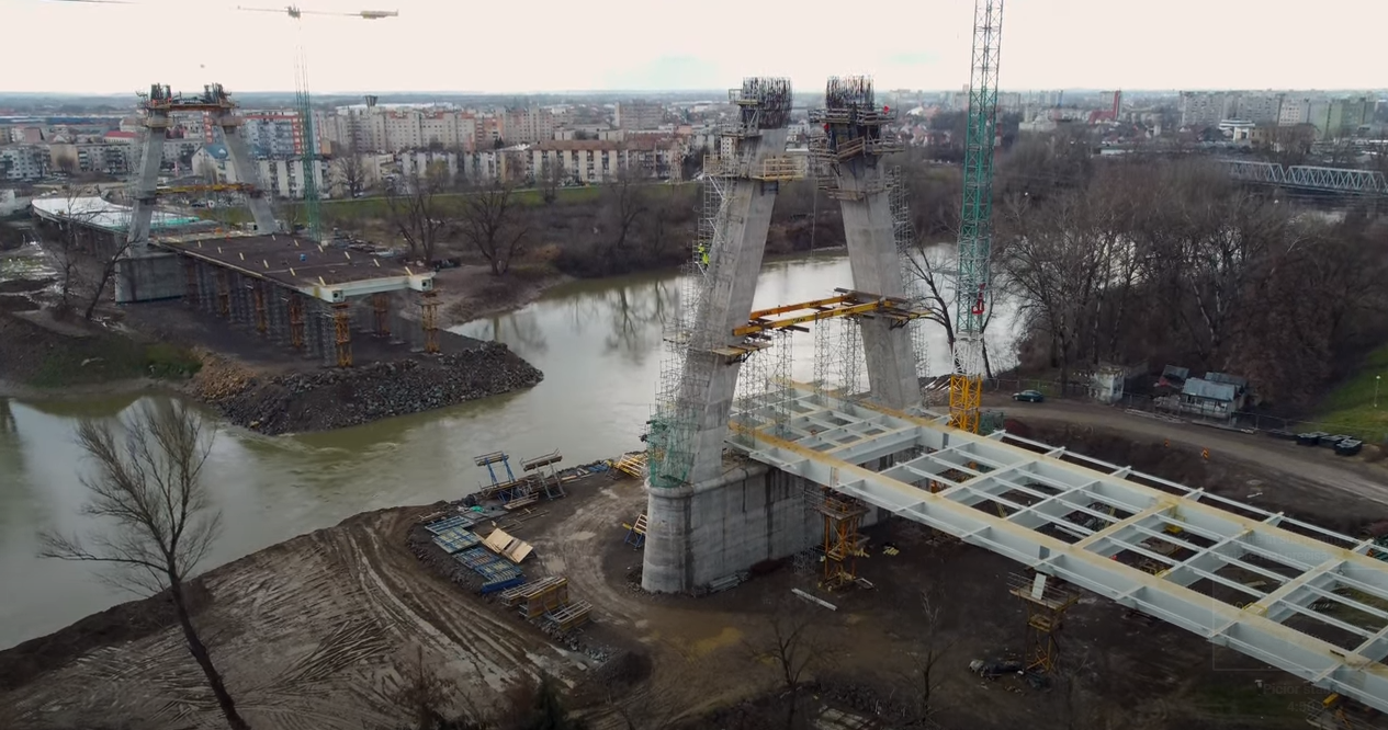 VIDEO. Imagini spectaculoase cu podul peste Someș! Tot mai aproape de finalizare