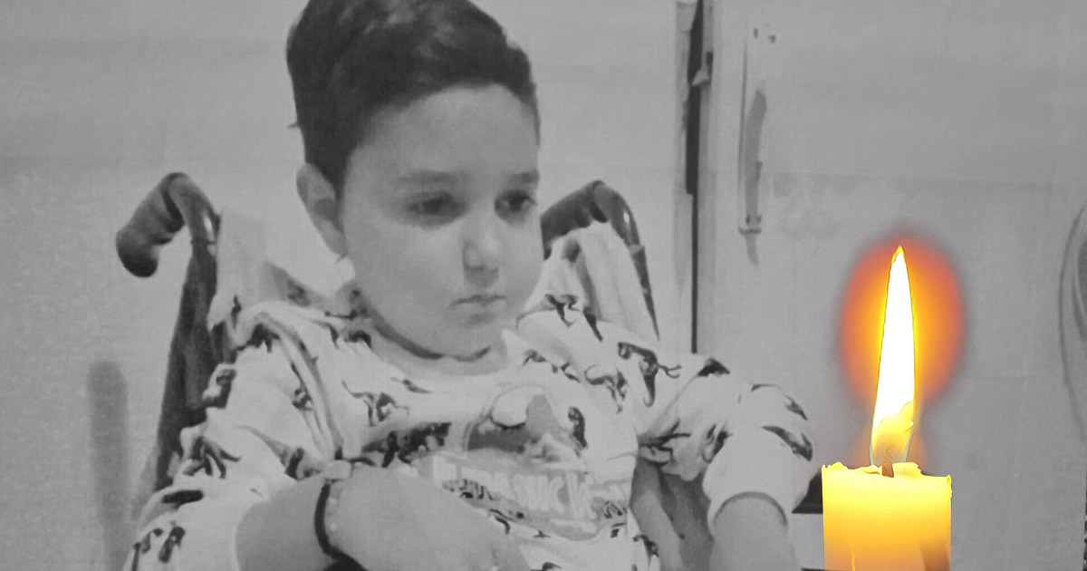 DRAMĂ în Satu Mare. Micuțul Ezekiel a pierdut lupta pentru viață la doar 9 ani