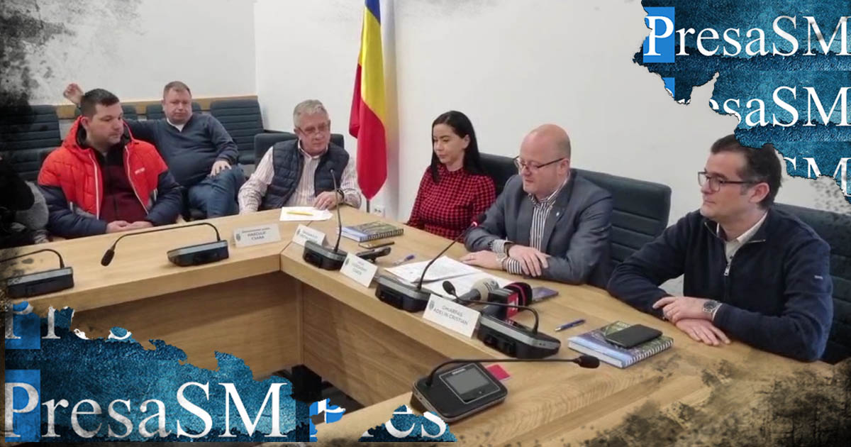 VIDEO. Protestatari vs Primar. Nervi întinși la maxim: "Noi vrem drumuri"