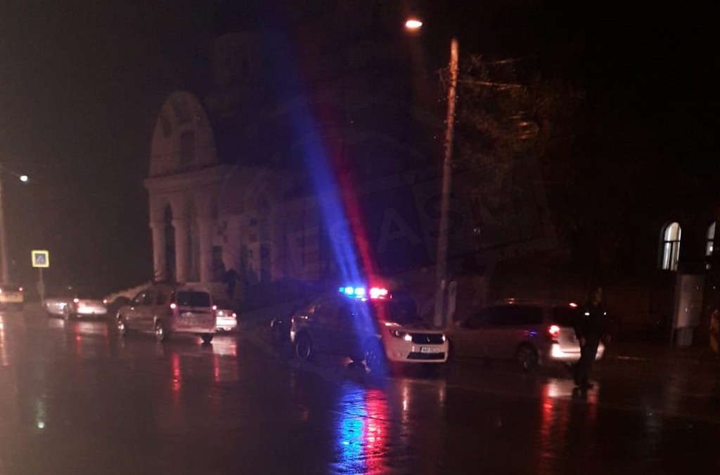 FOTO. Beat la volan, un sătmărean a accidentat grav un pieton. A scăpat cu suspendare!