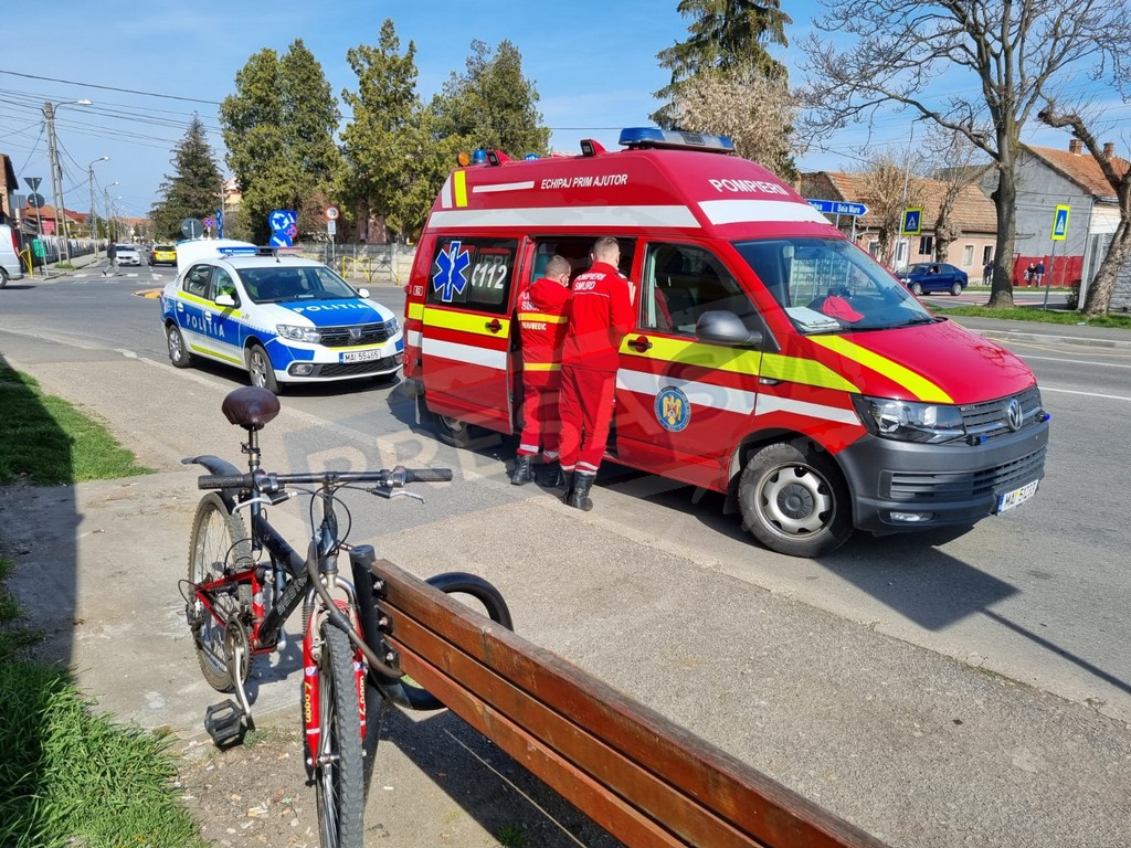 Accident în județul Satu Mare. Biciclist ajuns la spital. L-a lovit un șofer în vârstă de 18 ani