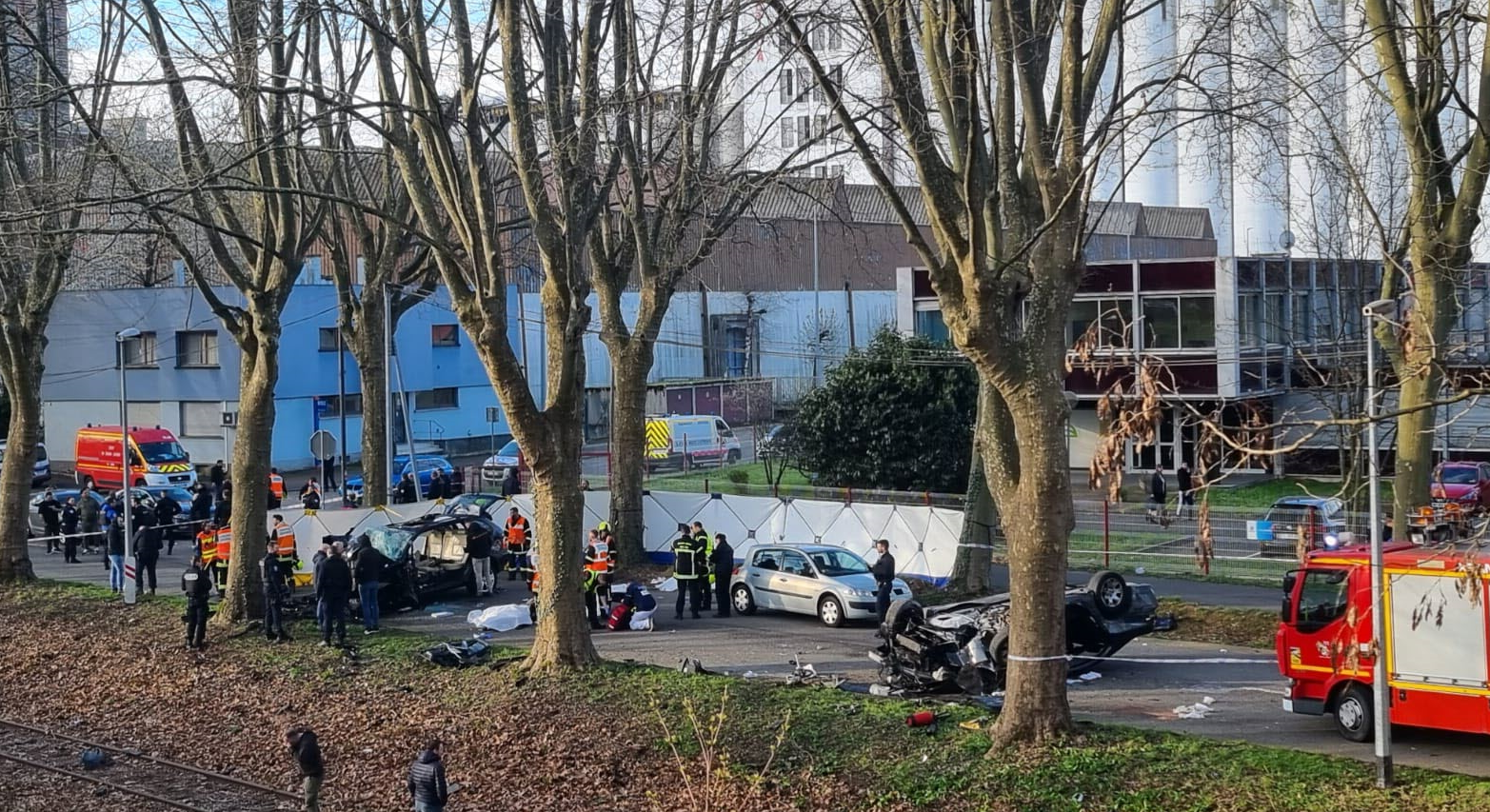 VIDEO. Cinci români morți după o urmărire în trafic, în Franța. Au transmis tot pe Facebook