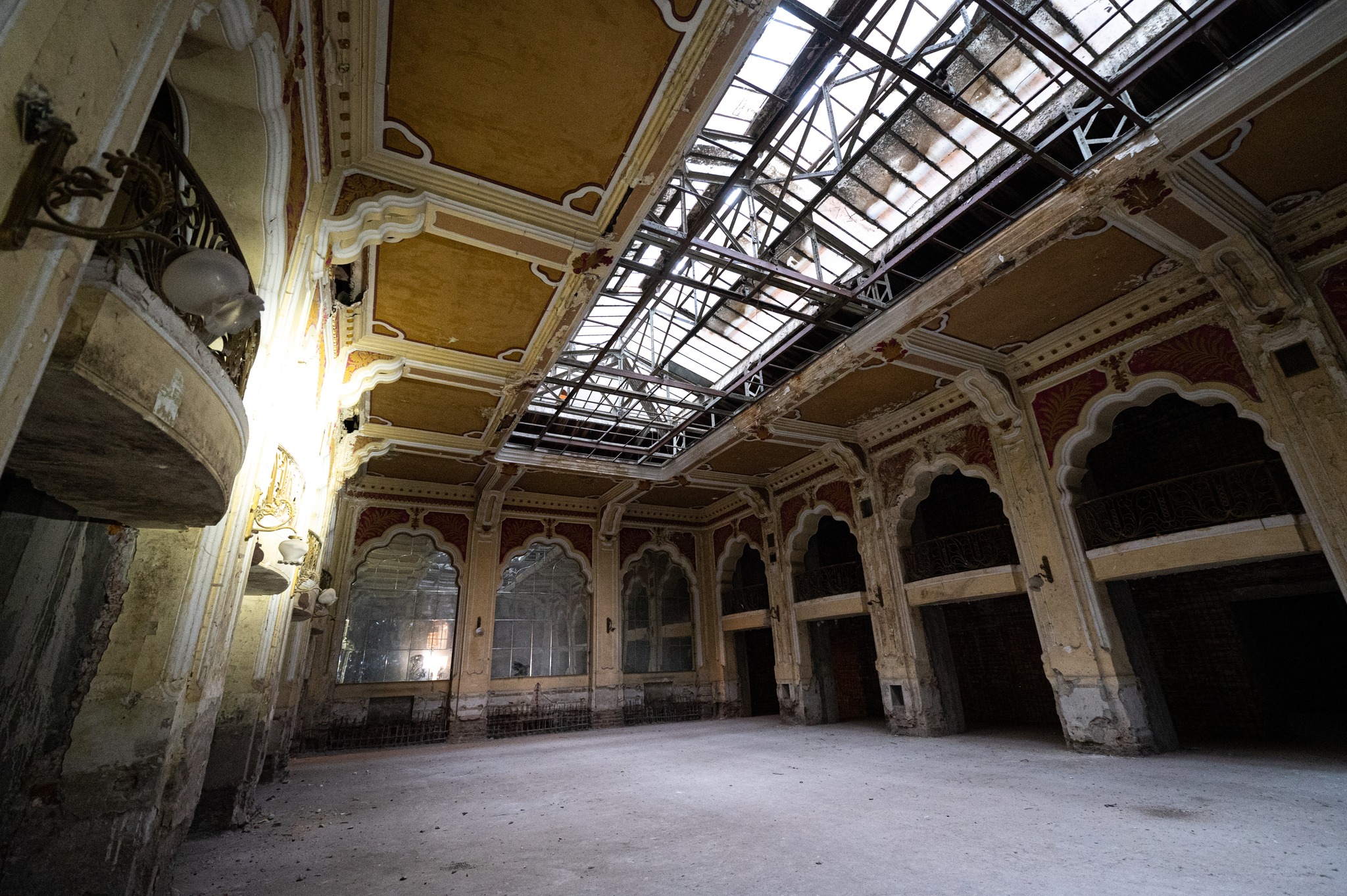 FOTO. Mesajul Ungariei cu privire la hotelul Dacia: "Am promis și asta vom și face!"