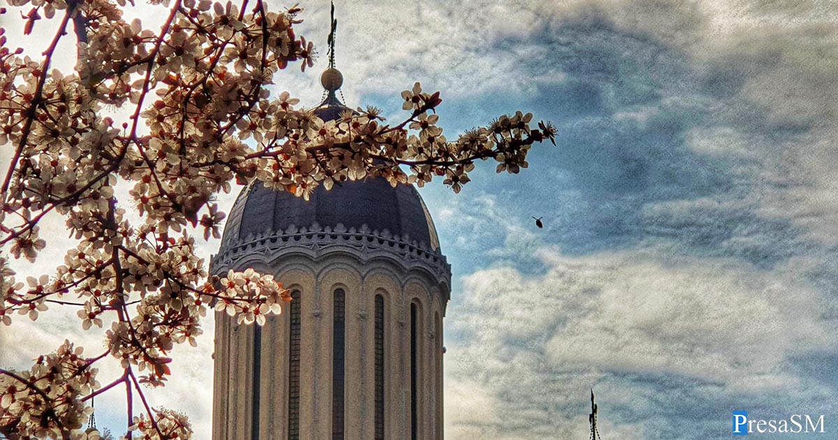 Vreme extrem de schimbătoare la Satu Mare. Maxime de peste 20 de grade, apoi posibile ninsori