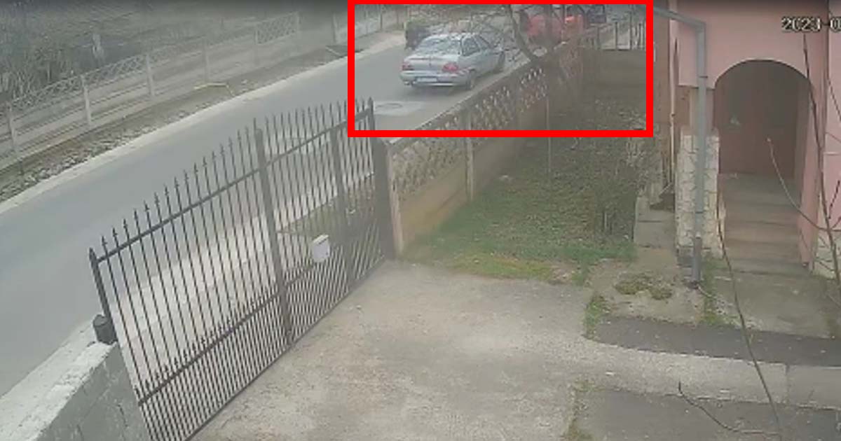 VIDEO. Scene revoltătoare într-un oraș din țară. Bătrân bătut pentru că a condus prea încet