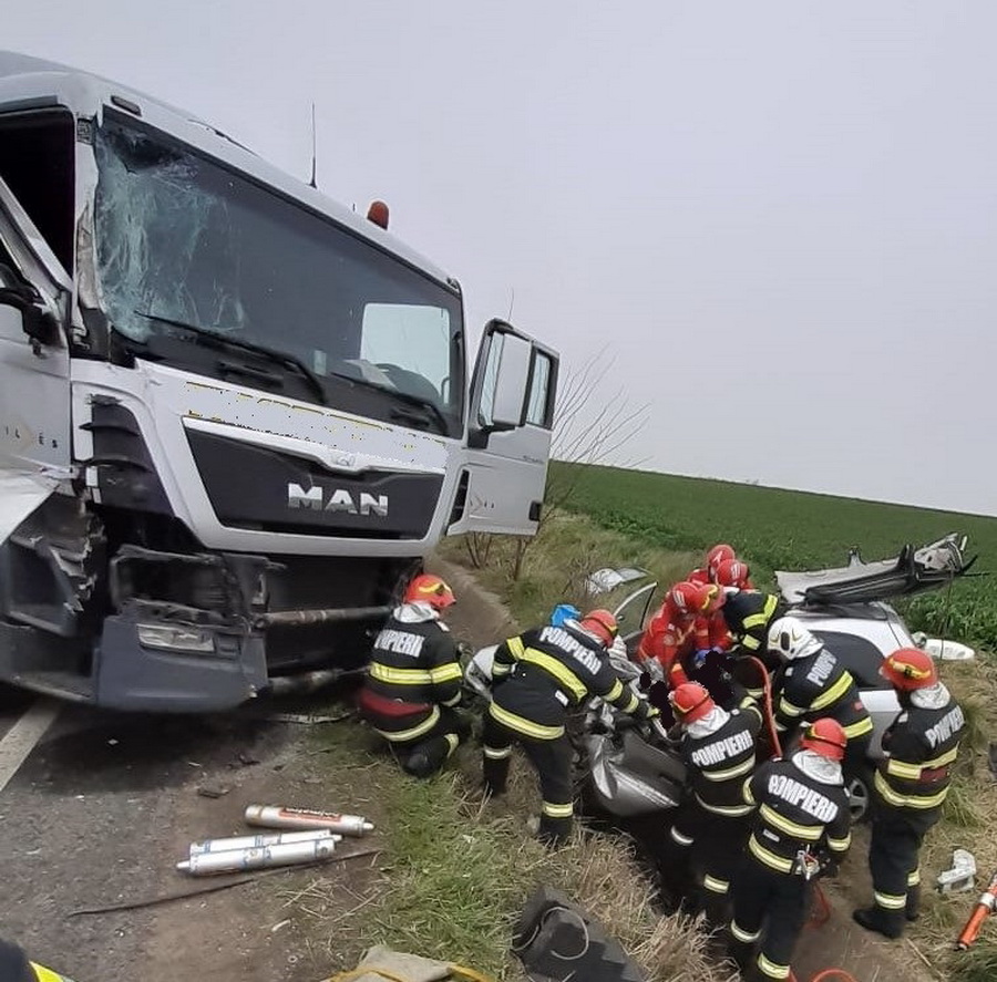 Șoferii care produc accidente mortale, fără permis pe viață. Proiectul, adoptat de Senat