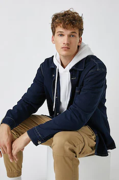 3 modele de jachete pentru bărbați pe care să le cumperi în primăvara asta