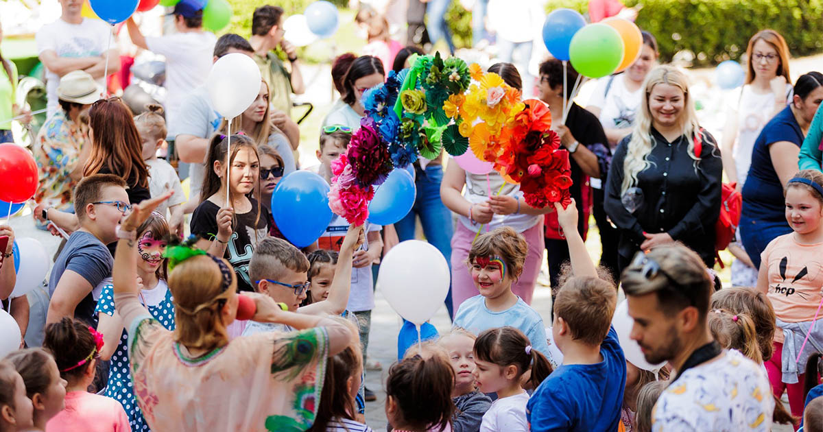 Ziua Copilului la Satu Mare: Concerte, activități, jocuri și teatru la Turnul Pompierilor