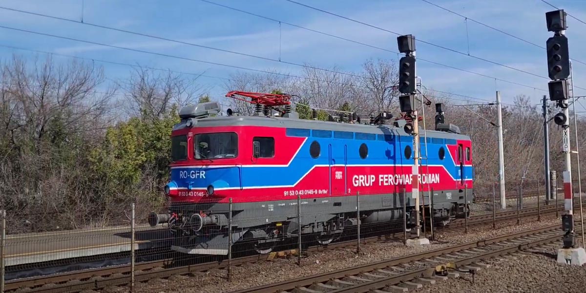Se întâmplă în România. Un tânăr a furat o locomotivă și a plecat la plimbare