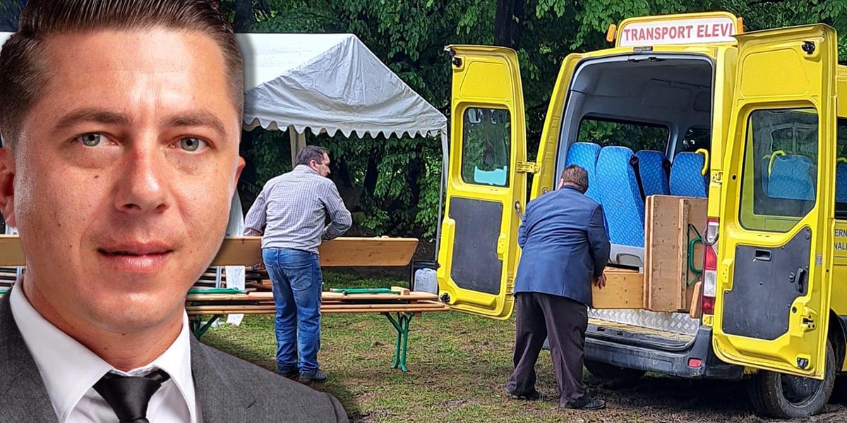 FOTO. Cu microbuzul școlar la paranghelie, la Sâmbra Oilor. Bănci în loc de elevi