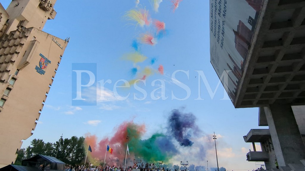 FOTO/VIDEO. Surpriză pentru sătmăreni. Centrul orașului, plin de culoare