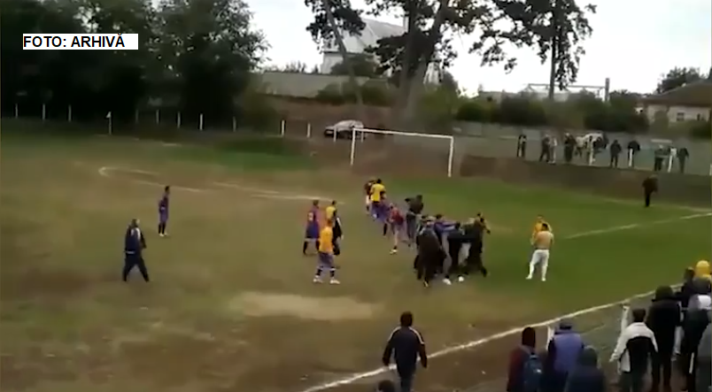 Bătaie la un meci de fotbal din județul Satu Mare! Au fost chemați mascații