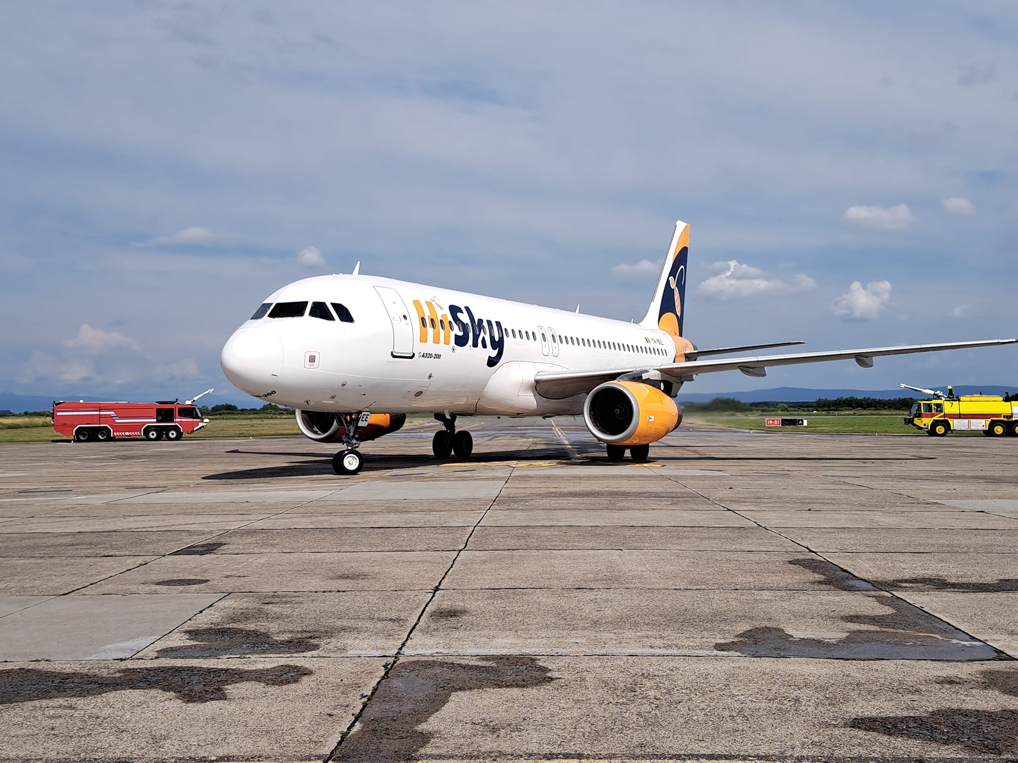 Vacanță cu neplăceri. Amânare la cursa Antalya-Satu Mare. Turiști ținuți cu orele în aeroportul din Turcia