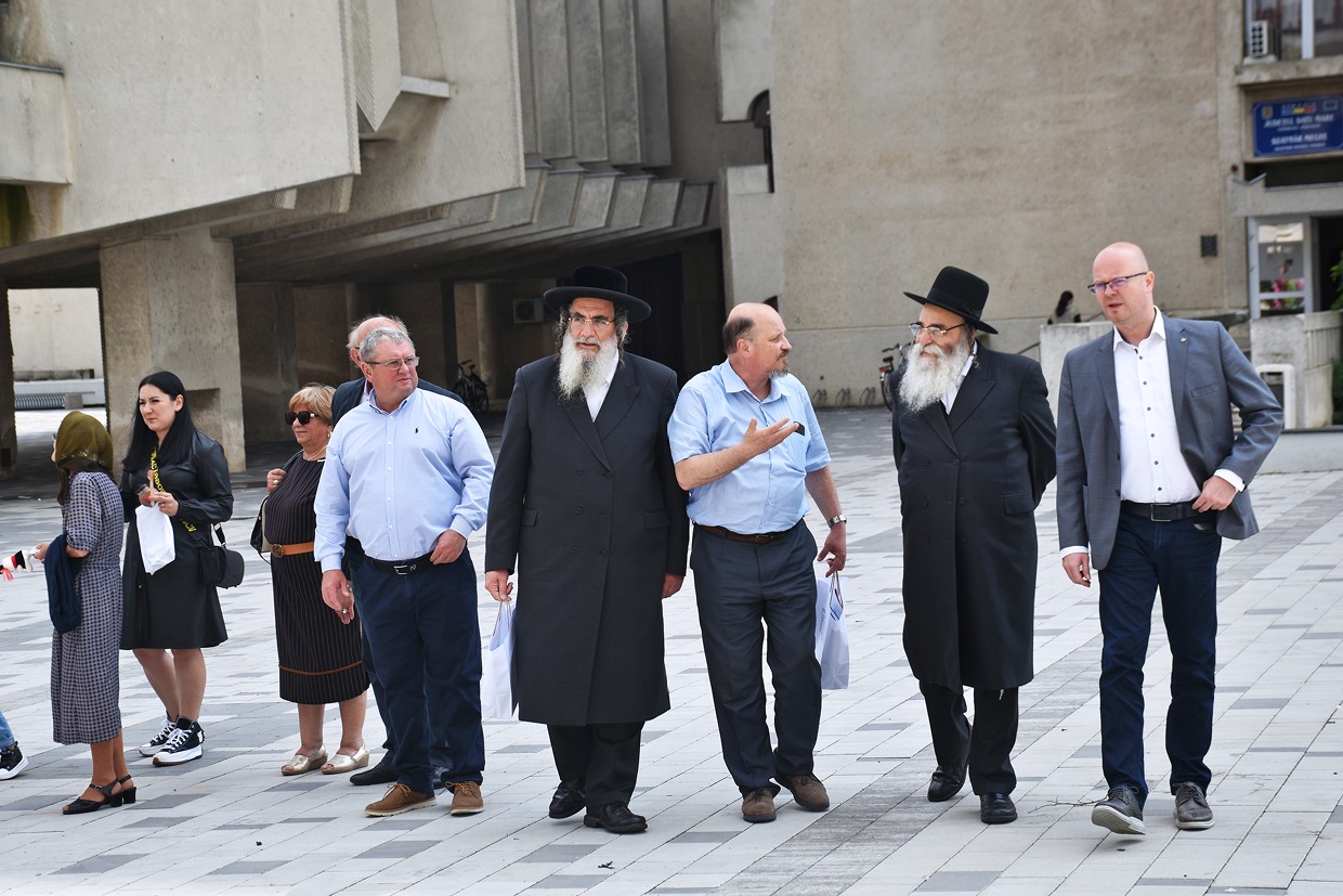 FOTO/VIDEO. Evreii se reîntorc în Satu Mare. Rabinul din New York, întâlnire cu primarul Kereskenyi Gabor