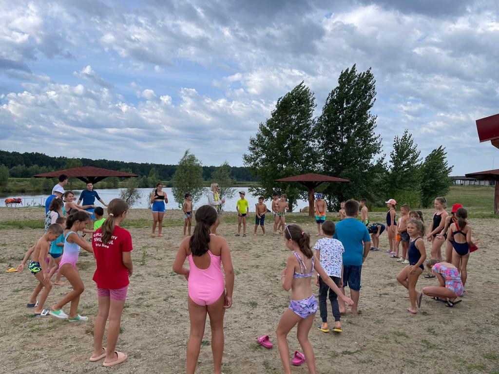 Experiențe de neuitat în cea mai veselă și dinamică tabără din județul Satu Mare