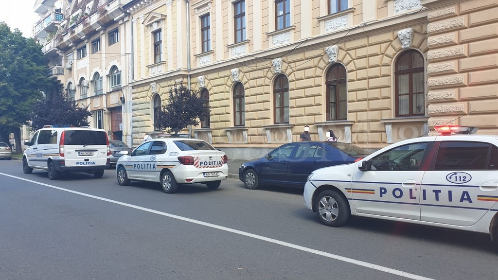 Se fură și din Tribunalul Satu Mare. Ceartă și ”urări de bine” între unii angajați