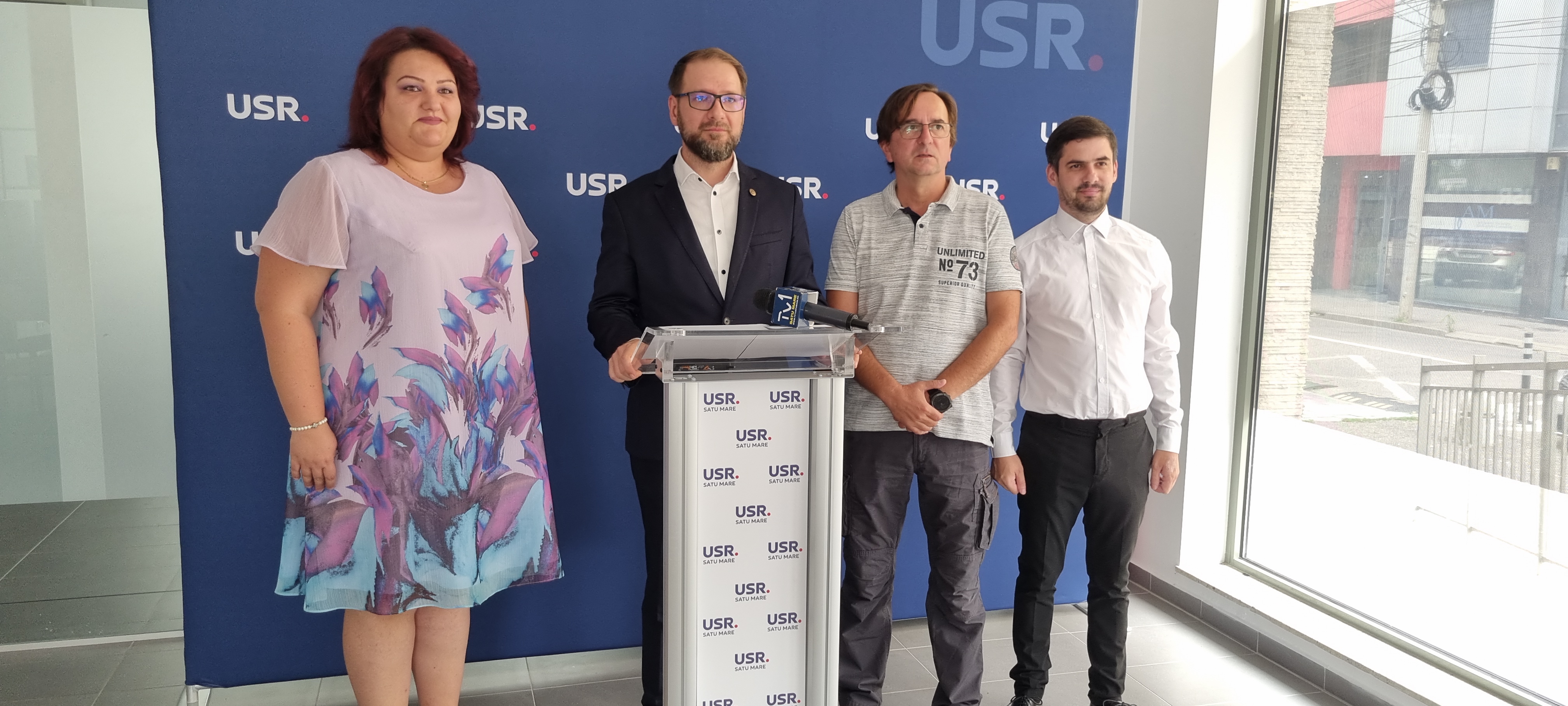 USR cere reducerea prețului la apa potabilă! Mii de sătmăreni au semnat petiția
