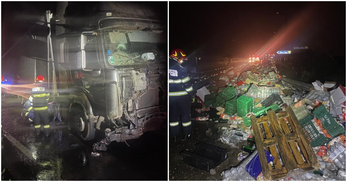 FOTO. Accident în județul Satu Mare. Un TIR s-a izbit de un sens giratoriu. Toată marfa a ajuns pe drum