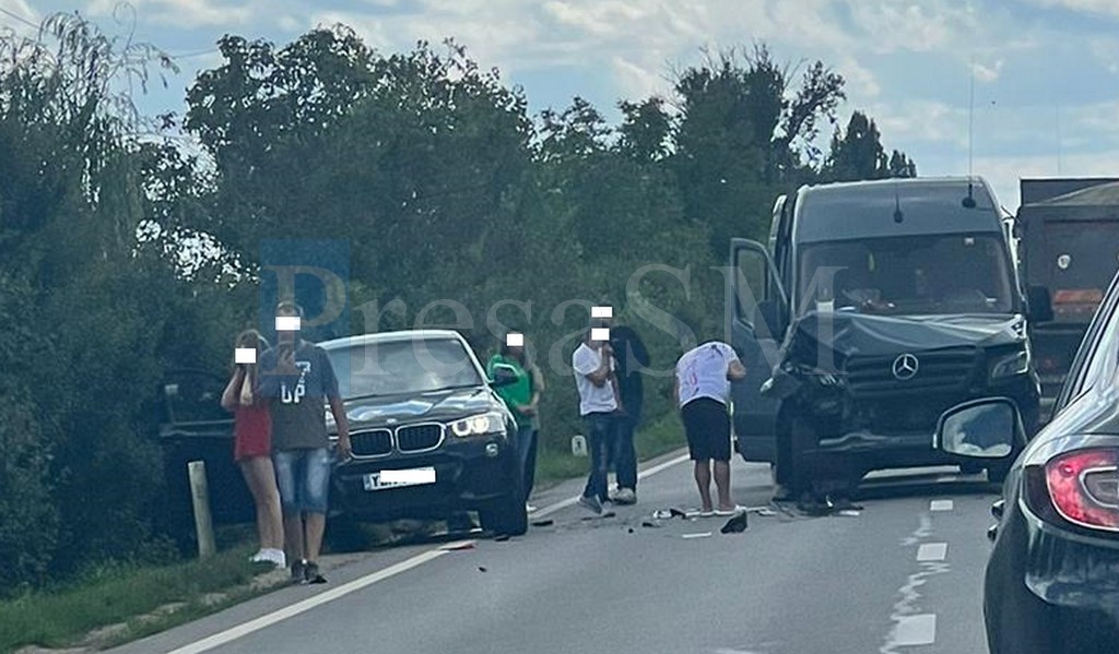 VIDEO. Accident pe DN19, între Satu Mare și Botiz. Microbuz cu pasageri vs BMW de ”Irlanda”