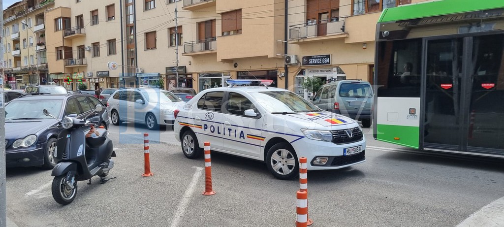 O gașcă de hoți violenți și drogați au prăduit mai multe magazine din Satu Mare