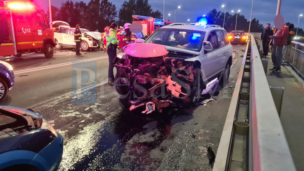 FOTO/VIDEO. Poliția explică tragedia de pe Podul Decebal. Un șofer a murit, un copil este în stare critică