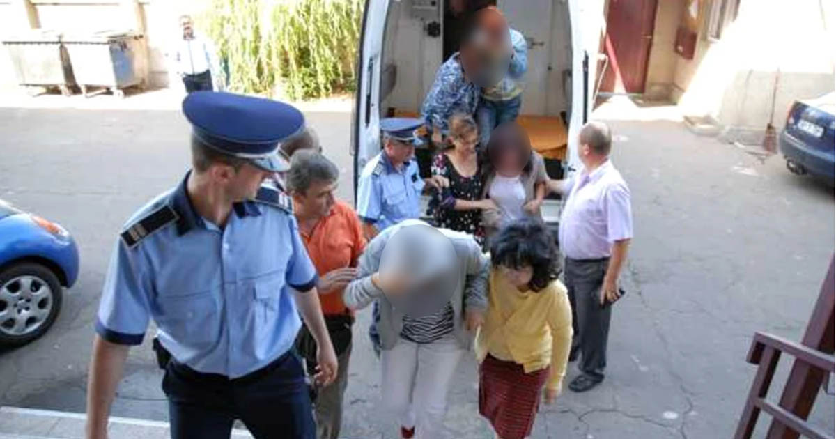 Doctoriță acuzată că a luat mită de 272 de ori, doar că să își facă treaba. A scăpat basma curată