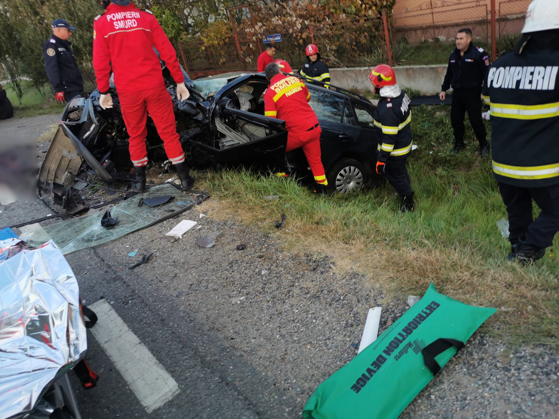 Accident între două mașini, cu victimă, pe DN19, în Livada. Traficul, blocat parțial mai multe ore