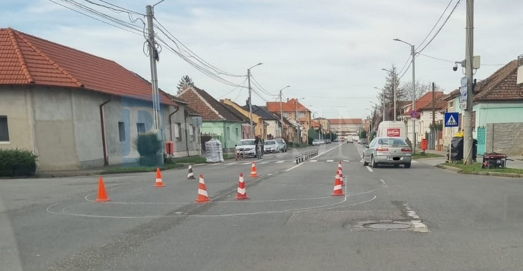 FOTO. Un nou sens giratoriu, într-o zonă aglomerată din municipiul Satu Mare